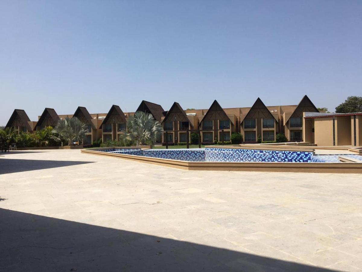 Jagira Ananta Elite , Sasan Gir Otel Chitrod Dış mekan fotoğraf