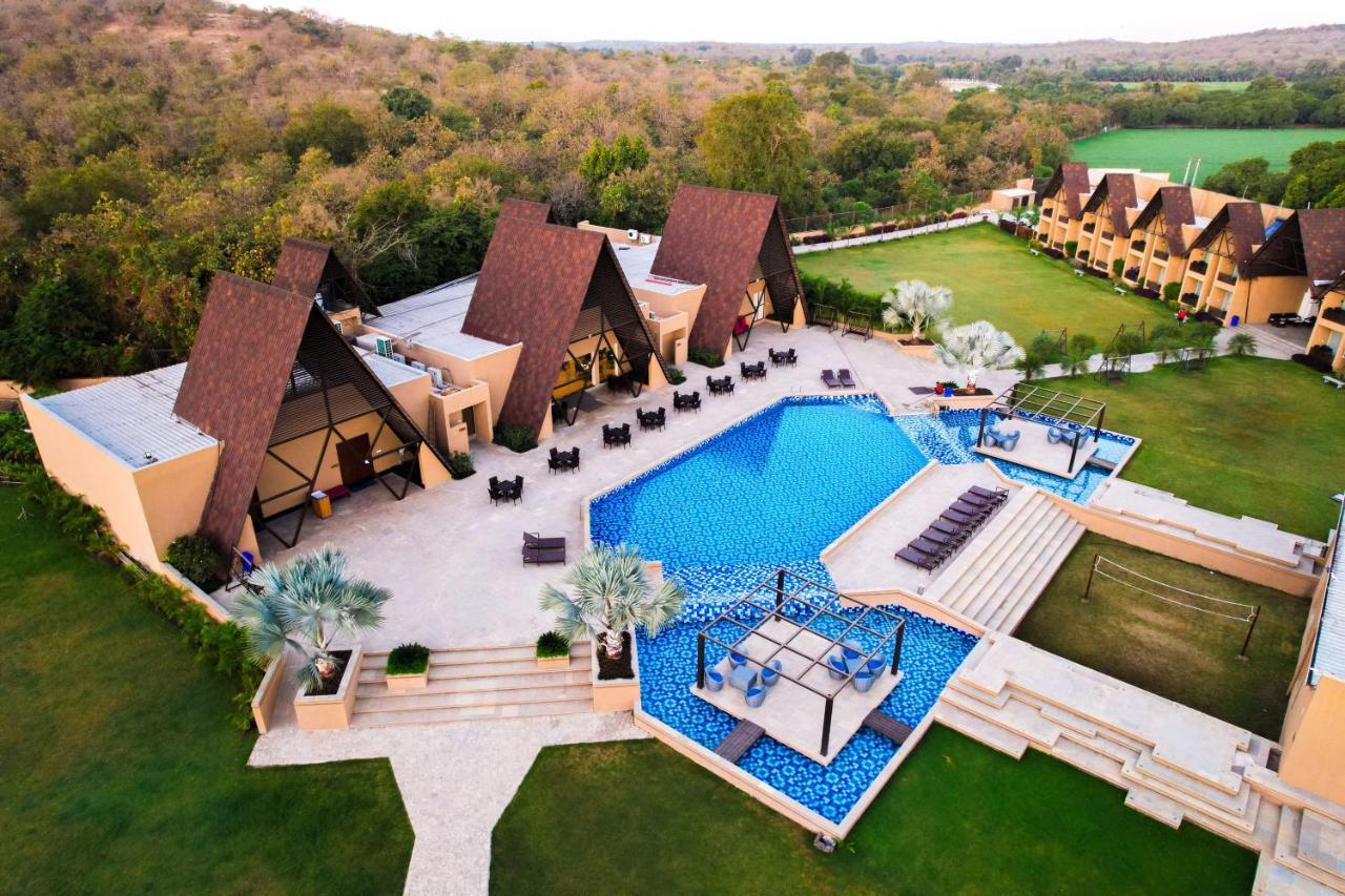 Jagira Ananta Elite , Sasan Gir Otel Chitrod Dış mekan fotoğraf