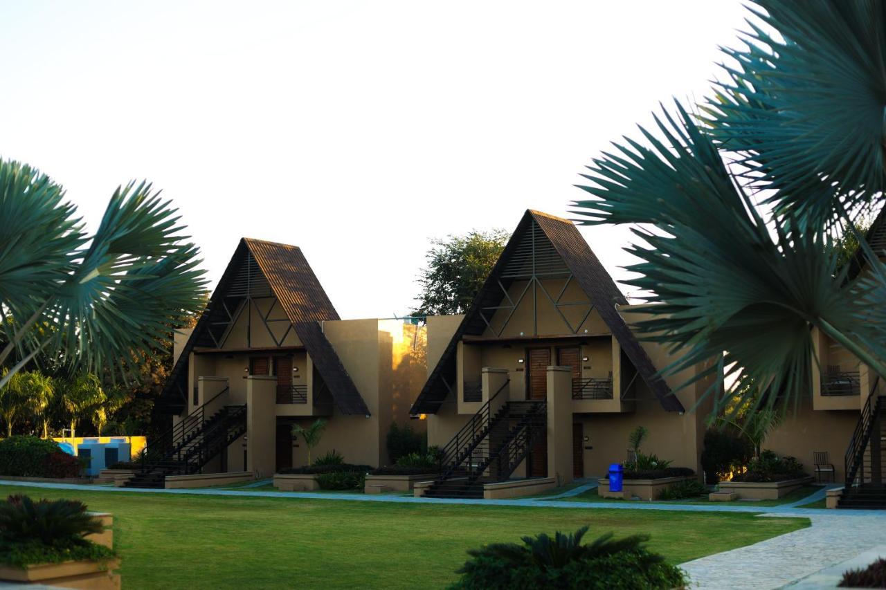 Jagira Ananta Elite , Sasan Gir Otel Chitrod Dış mekan fotoğraf